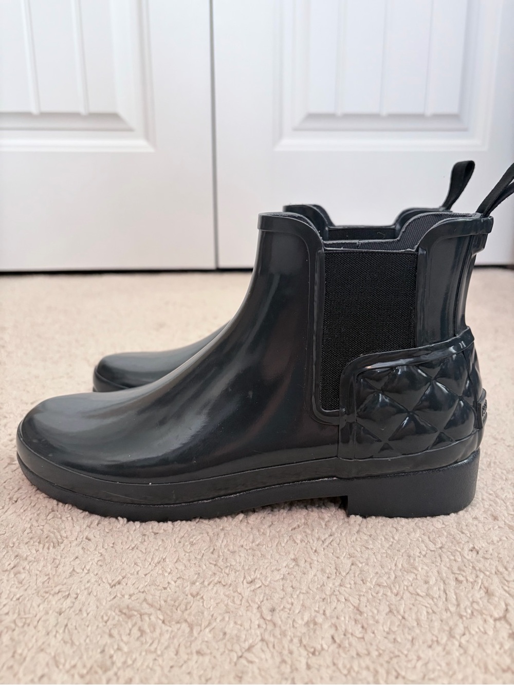 Hunter Refined Slim Fit Quilted Gloss Chelsea Rain Boots Blue Women's Size 8